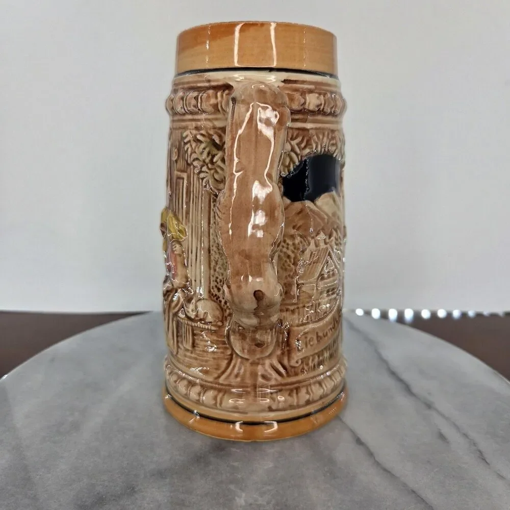 Vintage Made in Japan Beer Stein Tankard Relief Liebundlied Froh Gemut 3D Scene